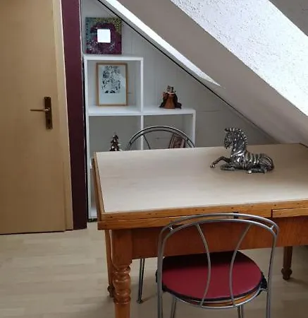 Zentral U Gemuetlich Ueber Den Daechern Von *